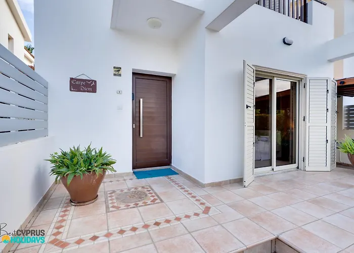 Villa Beachfront Carpe Diem *