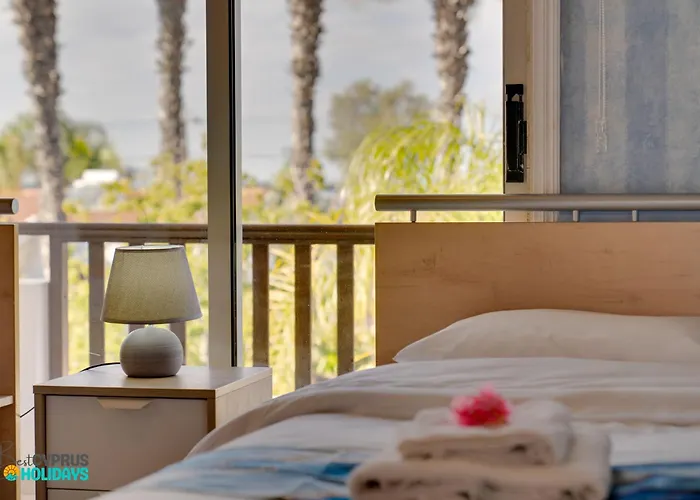 Beachfront Carpe Diem *