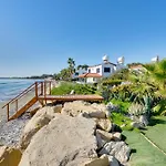 Beachfront Carpe Diem Dromolaxia