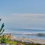 Willa Beachfront Carpe Diem