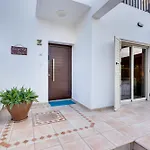Villa Beachfront Carpe Diem *