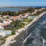 Beachfront Carpe Diem Dromolaxia