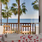 Villa Beachfront Carpe Diem Dromolaxia