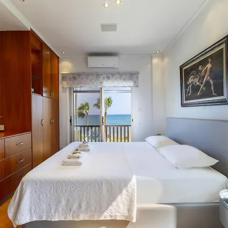 Beachfront Carpe Diem فيلة *