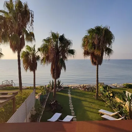 Beachfront Carpe Diem *