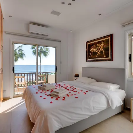Beachfront Carpe Diem * Dromolaxia