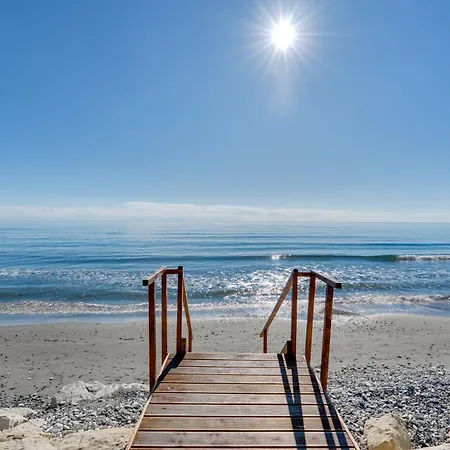 Villa Beachfront Carpe Diem Dromolaxia