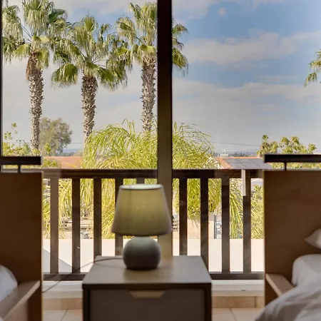 Villa Beachfront Carpe Diem Dromolaxia