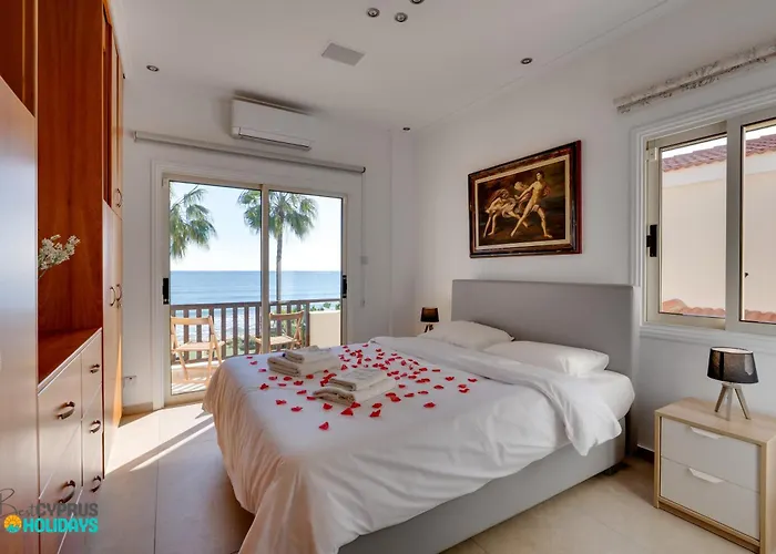 Beachfront Carpe Diem * Dromolaxia