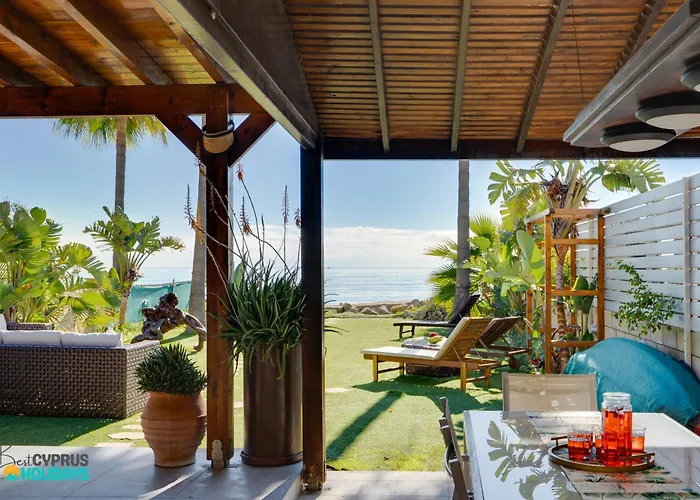 Beachfront Carpe Diem *