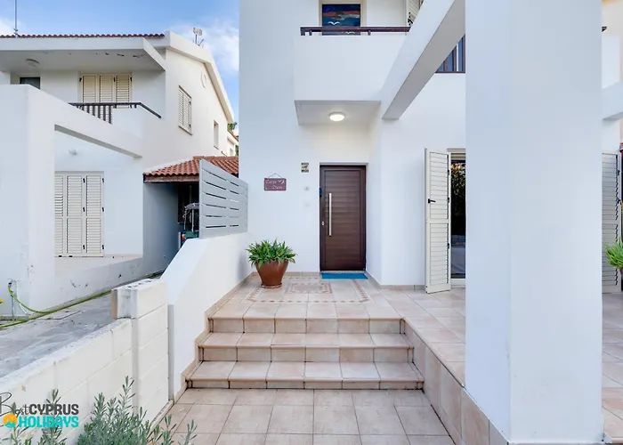 Beachfront Carpe Diem Vila Dromolaxia